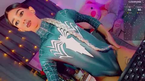 isabellagirs online show from March 7, 2026, 8:00 am