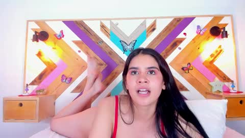 Isabella  online show from February 22, 2025, 5:57 pm