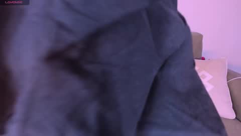 Snapshot of isabellas_smith chatting on February 20, 2025, 10:27 am Martina IG martissmith01 online show from February 20, 2025, 10:27 am