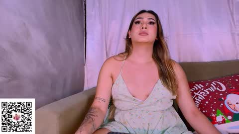 Snapshot of isabellas_smith chatting on November 27, 2025, 4:36 am Martina IG martissmith01 online show from November 27, 2025, 4:36 am