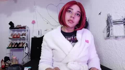 Snapshot of isabelle_sara chatting on May 16, 2026, 7:56 pm isabelle_sara online show from May 16, 2026, 7:56 pm