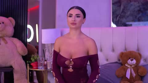 IsabelleHunt online show from September 25, 2025, 4:38 am