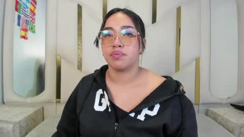 Snapshot of isabellrodriguez18 chatting on July 14, 2026, 3:33 am isabellrodriguez18 online show from July 14, 2026, 3:33 am