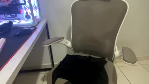 isabelly08ty online show from July 24, 2026, 1:03 am