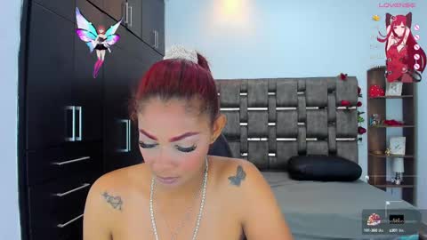 Hi mi name is Isabel  online show from September 20, 2025, 2:07 pm