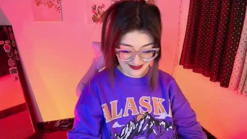 Isabella Ferrer online show from November 24, 2025, 4:34 am