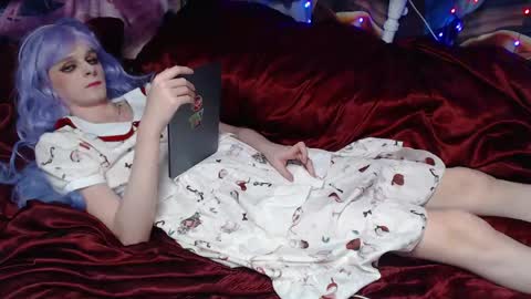 Sele online show from June 7, 2026, 10:46 pm