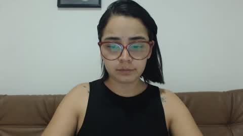 Emma online show from October 28, 2025, 2:59 am