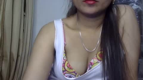 ishika_ishu online show from December 19, 2025, 5:20 pm