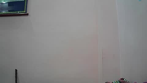 ishika_singh_ online show from October 23, 2025, 2:11 am