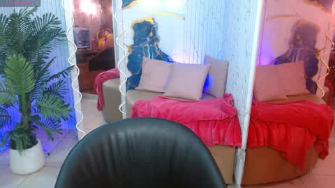 ISIIS online show from April 6, 2026, 11:44 am