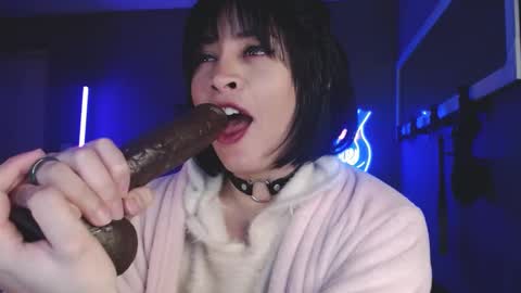 Snapshot of isis_diosa chatting on February 3, 2025, 10:54 pm Ana Maria online show from February 3, 2025, 10:54 pm