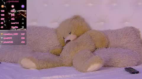 Snapshot of isis_queen_xxx chatting on November 11, 2025, 3:34 pm Isis online show from November 11, 2025, 3:34 pm