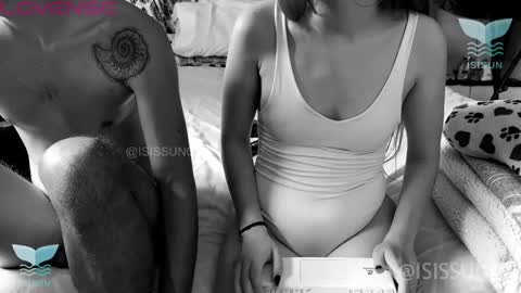 Snapshot of isissun03 chatting on November 4, 2025, 3:33 pm Isis SUN online show from November 4, 2025, 3:33 pm