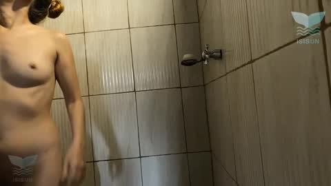 Snapshot of isissun03 chatting on February 1, 2026, 2:15 pm Isis SUN online show from February 1, 2026, 2:15 pm