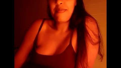 Snapshot of islandmilf777 chatting on November 1, 2025, 1:35 pm BiancaRose online show from November 1, 2025, 1:35 pm