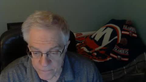 islesman22 online show from April 18, 2026, 1:09 am