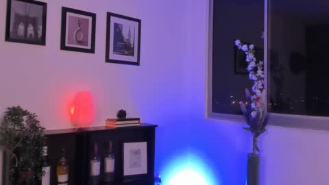 Julyane online show from March 1, 2025, 12:39 am