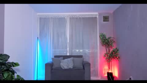 Julyane online show from October 20, 2025, 12:22 am