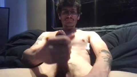 isocialmedia online show from October 25, 2025, 8:55 am