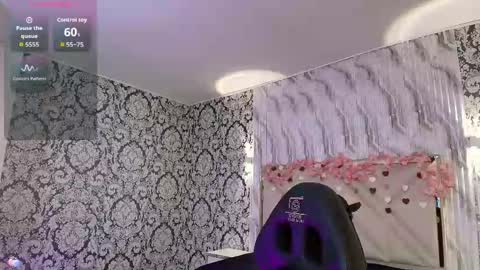 Issa online show from April 16, 2026, 4:02 am