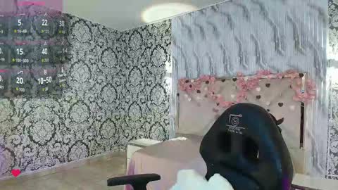 Issa online show from April 22, 2026, 3:09 am