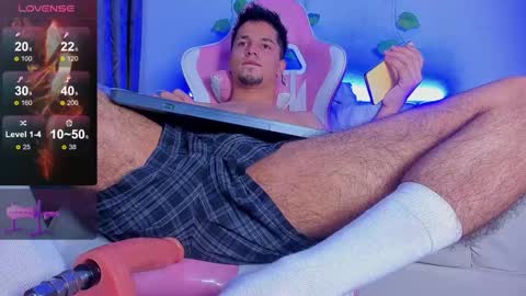 Issac online show from January 3, 2025, 4:55 am