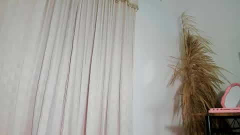  .  .   .  .   online show from October 11, 2025, 1:38 am