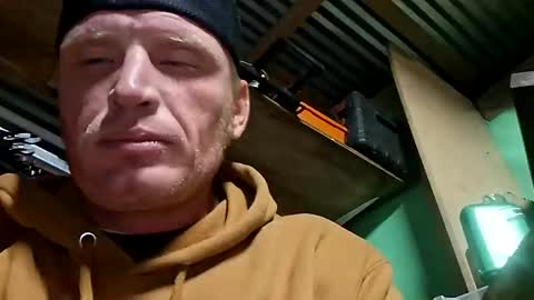 Snapshot of istillridemybmxbike chatting on November 15, 2025, 4:10 am istillridemybmxbike online show from November 15, 2025, 4:10 am