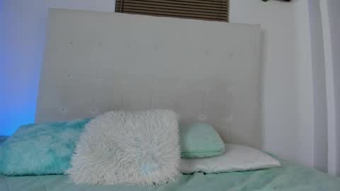 Snapshot of itahisa_cute chatting on April 10, 2026, 8:08 am itahisa online show from April 10, 2026, 8:08 am