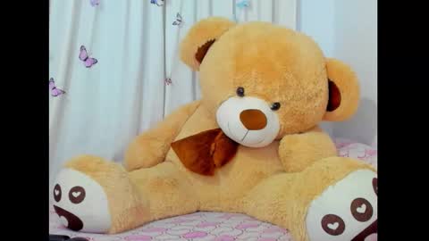 Snapshot of itahisa_sweet chatting on October 30, 2025, 2:13 am Itahisa sweet online show from October 30, 2025, 2:13 am