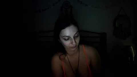 Snapshot of italiana25 chatting on April 4, 2026, 3:38 am Bella Bloom online show from April 4, 2026, 3:38 am