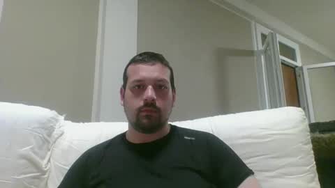 italianbigboy932 online show from April 12, 2026, 10:04 pm