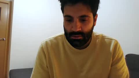 italianboybcn online show from January 9, 2025, 8:03 am