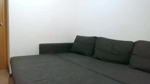 italianboybcn online show from January 9, 2025, 11:03 am