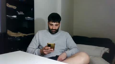 italianboybcn online show from January 19, 2025, 6:43 pm