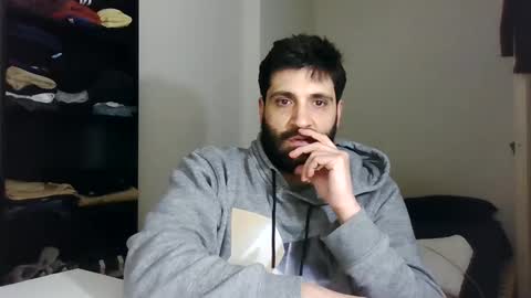 italianboybcn online show from January 26, 2025, 6:48 pm