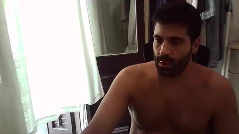 italianboybcn online show from September 8, 2025, 2:16 pm