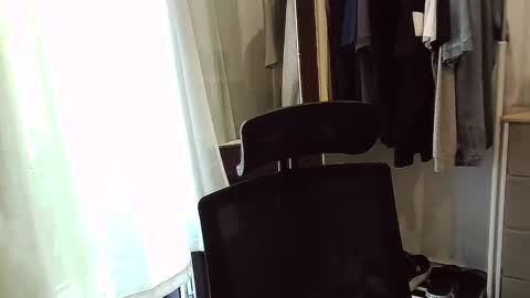 italianboybcn online show from September 10, 2025, 6:57 am