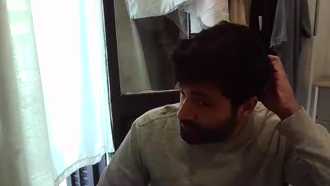 italianboybcn online show from September 27, 2025, 8:19 am