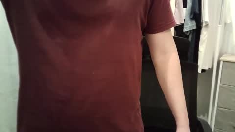 italianboybcn online show from October 8, 2025, 7:22 pm