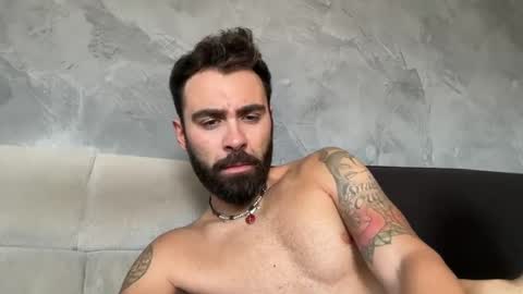 italianloverms online show from June 25, 2026, 10:20 am