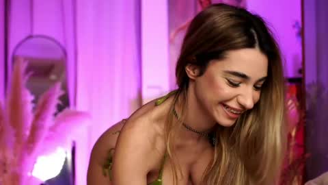 italy_baby online show from May 5, 2026, 8:06 pm
