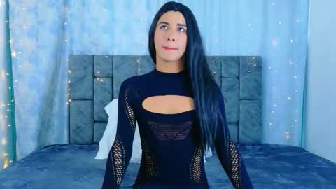 ithan_kingtwin online show from April 30, 2026, 8:04 pm