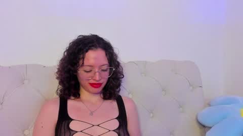 Maria online show from December 12, 2024, 1:39 pm