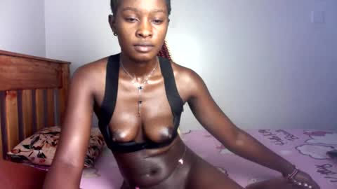 Snapshot of its_miah chatting on May 31, 2026, 10:11 pm miah online show from May 31, 2026, 10:11 pm