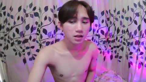 its_saya online show from October 4, 2025, 4:32 am