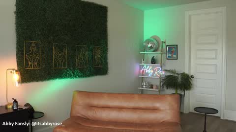 Snapshot of itsabbyrose_ chatting on November 17, 2025, 3:18 pm Abby Rose online show from November 17, 2025, 3:18 pm