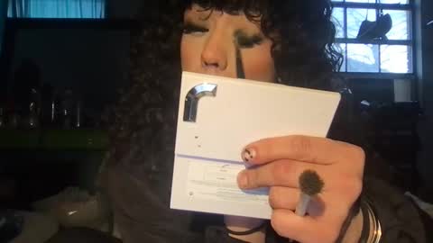 Snapshot of itsariessecrets chatting on January 22, 2025, 11:43 pm itsariessecrets online show from January 22, 2025, 11:43 pm