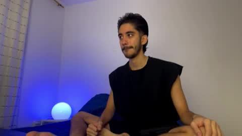 itsmartin_ online show from February 12, 2026, 12:11 pm